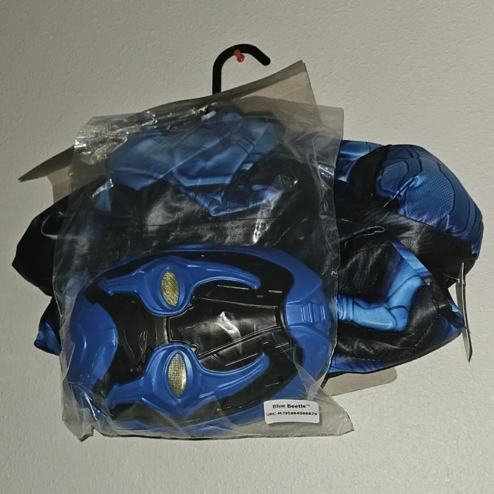 NEW Blue Beetle Halloween Costume DC Rubies Boys Medium 8 Padded Jumpsuit Mask